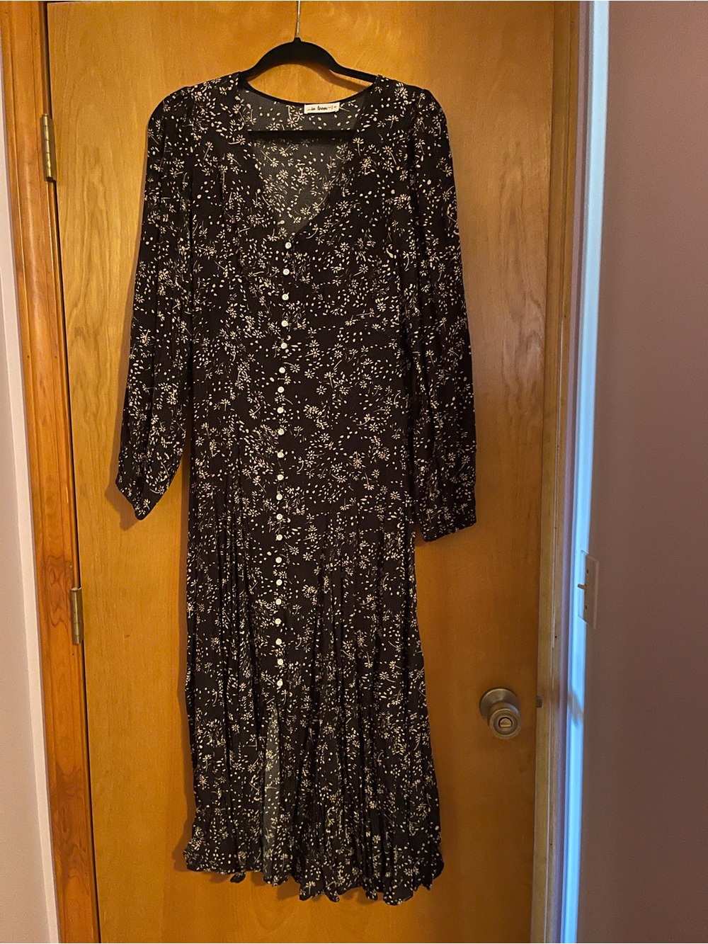 Worth Collective Black Floral Long Sleeve Maxi Dress - Picture 2 of 7